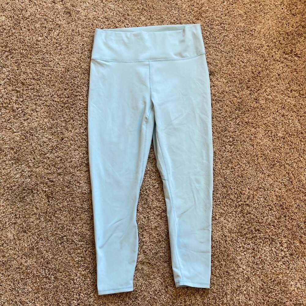 NWOT Fabletics High Compression Cropped Legging - Picture 2 of 2